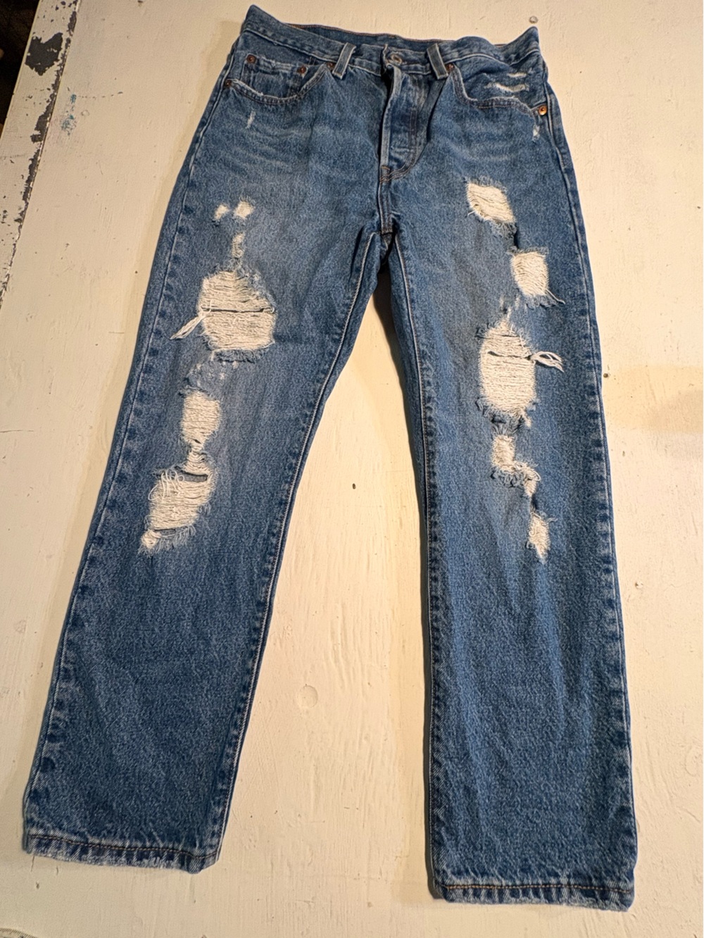 Levi's Premium 501 Distressed Cropped Denim Blue Jeans Women’s (W28 L26)